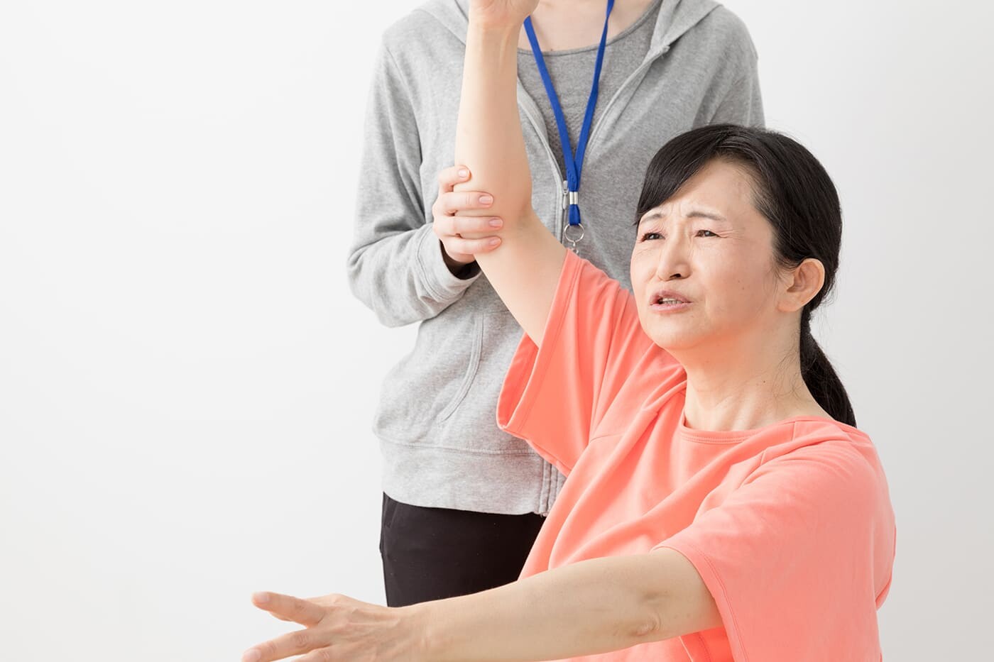 あなたの四十肩・五十肩は、なぜ改善しないのか？
                